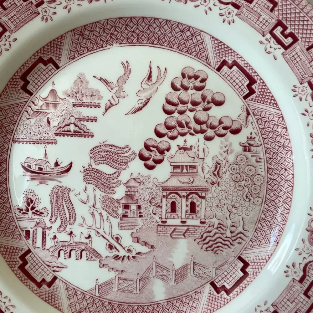 Queen's England WILLOW ROSA Porcelain Dinner Plates 10in Red White Set of 4 New